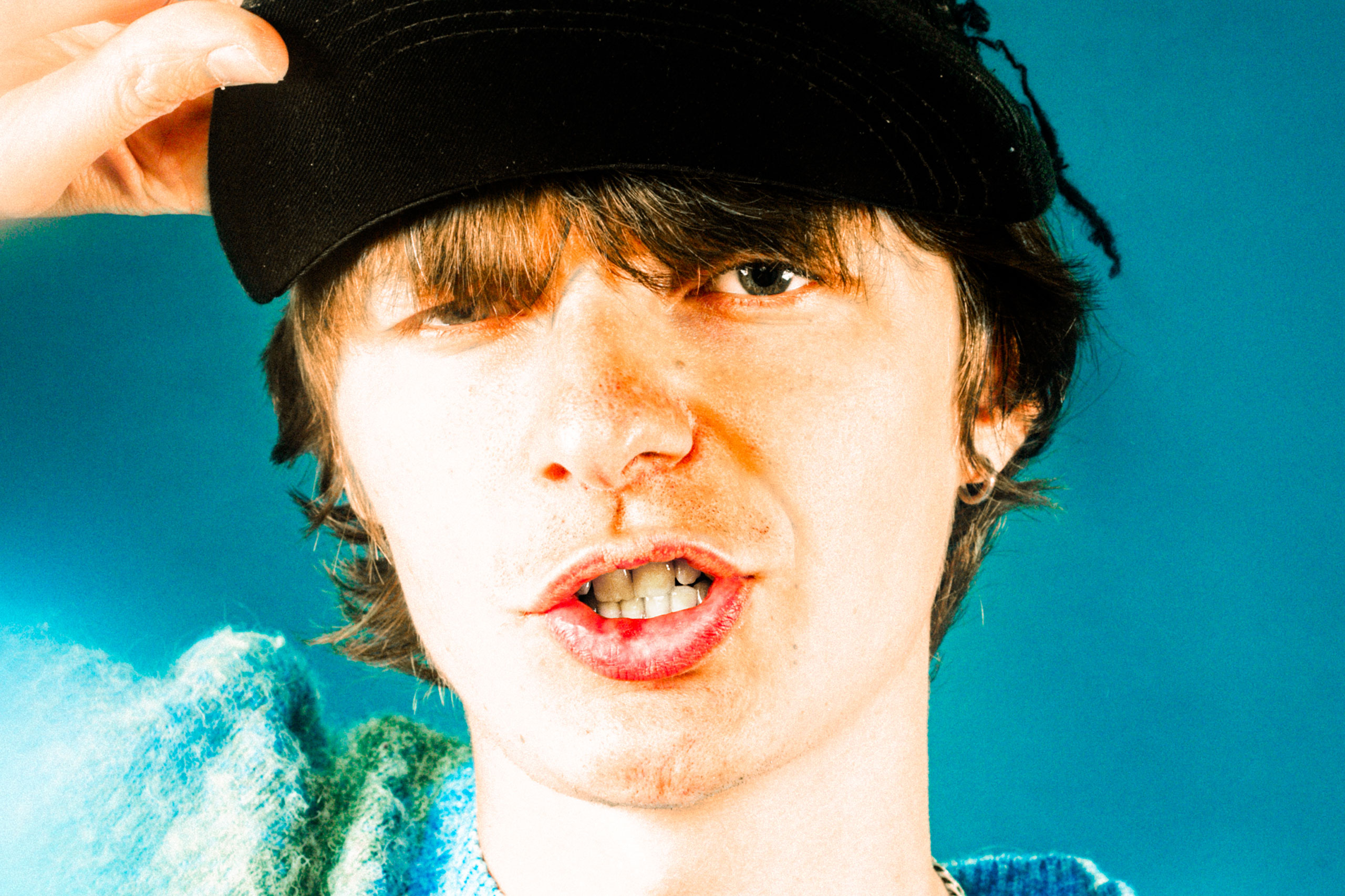 Zander has shared a video for his second Chess Club single, ‘New Woman’