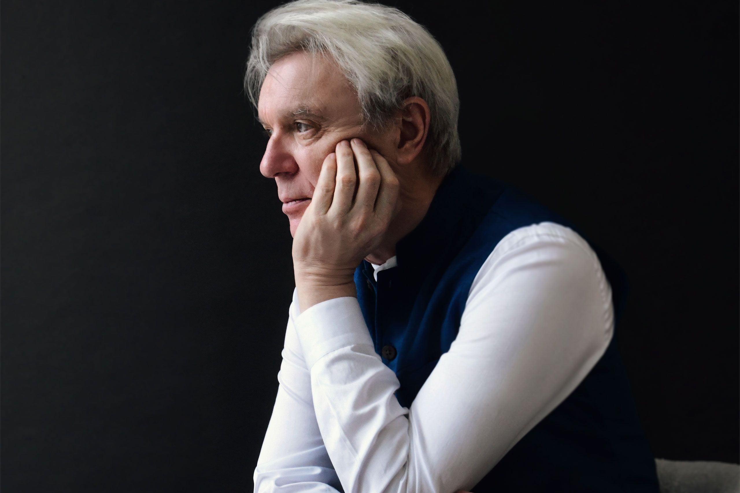 David Byrne has shared ‘What Is the Reason for It?’ featuring Hayley Williams, from his new album ‘Who Is the Sky?’