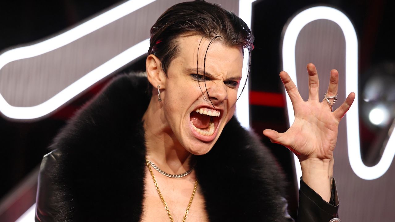 “It’s such a beautiful album cos she wore her pain.” Yungblud picks his favourite albums ever, including some punk, rock and Britpop classics