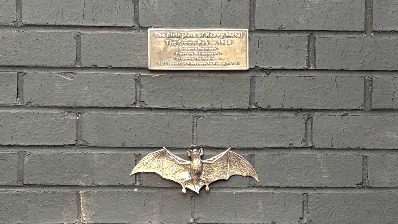 “It was quite a dramatic scene”: A brass bat has been attached to the birthplace of heavy metal in unauthorised Ozzy-themed guerrilla protest
