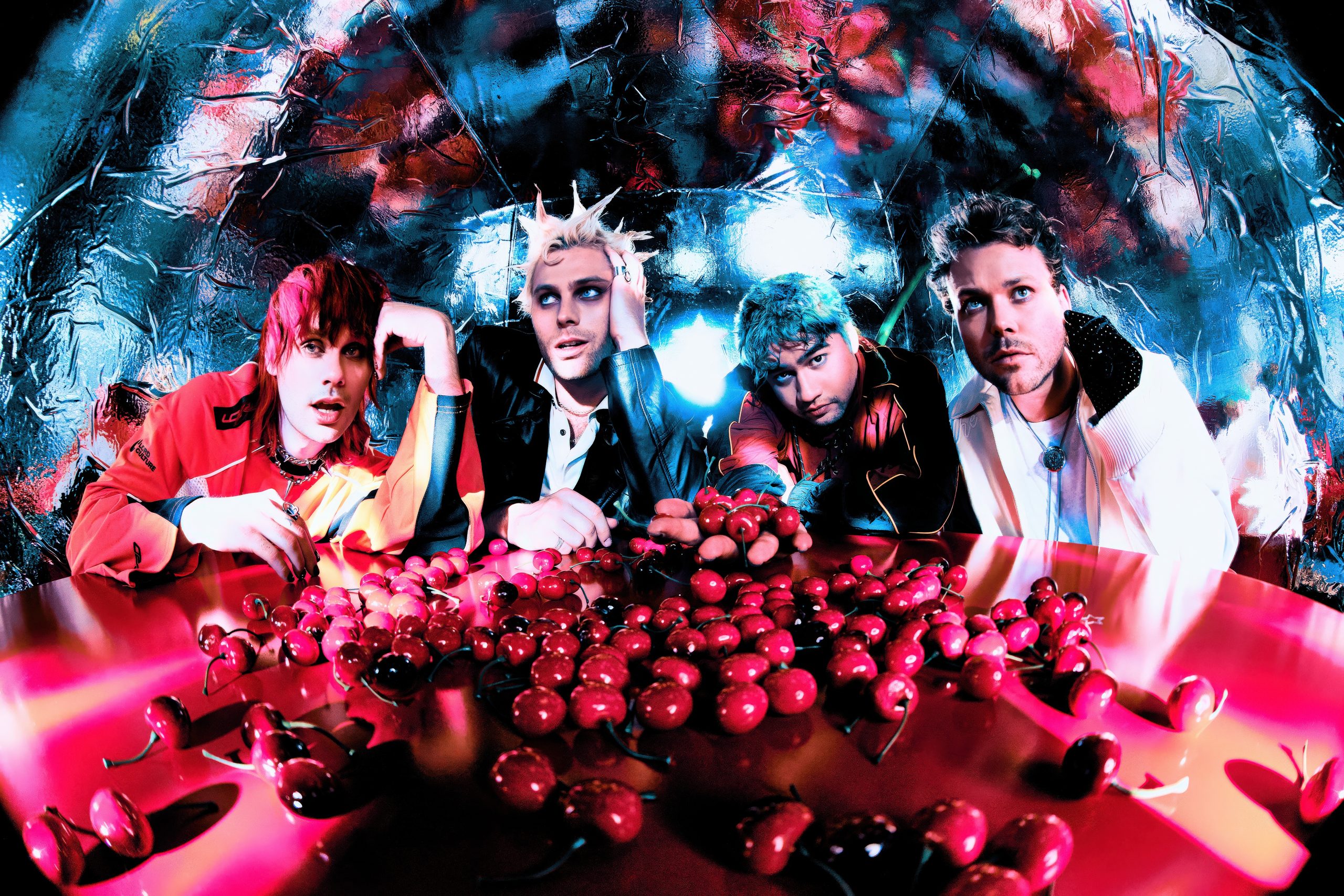 5 Seconds of Summer have performed a London set in a giant glass box