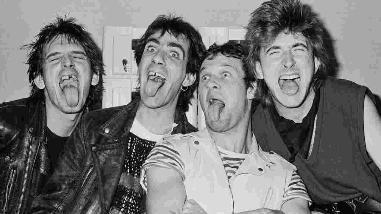 “As we were leaving, Keith handed me this 1964 Gibson Hummingbird acoustic. ‘That’s not mine,’ I said. He said, ‘It is now. It’s yours’”: The incredible story of the cult British rock’n’rollers who happen to be one of Keith Richards’ favourite bands