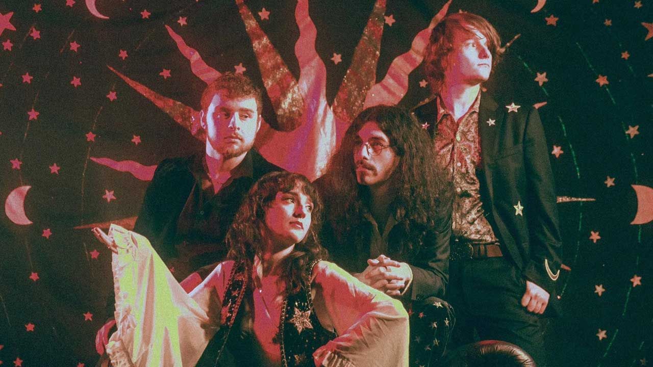 “We’re faking it until we make it, and that seems to be working for us so far!” Blending Fleetwood Mac’s bluesy etherealness with Led Zeppelin’s grit, multi-national rockers Luna Marble are just getting started