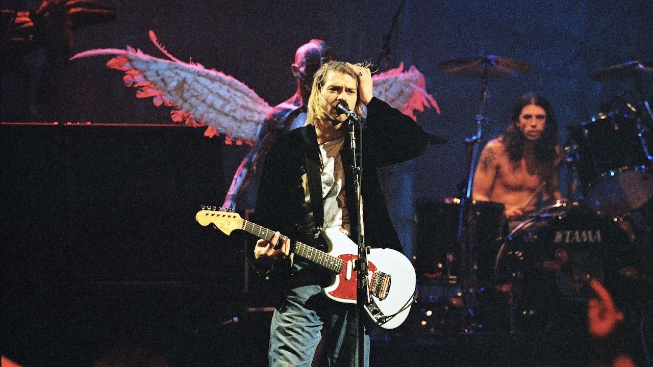 “I said, ‘Listen, I don’t think you should die!’” How Dave Grohl realised that the end was near for Kurt Cobain and Nirvana