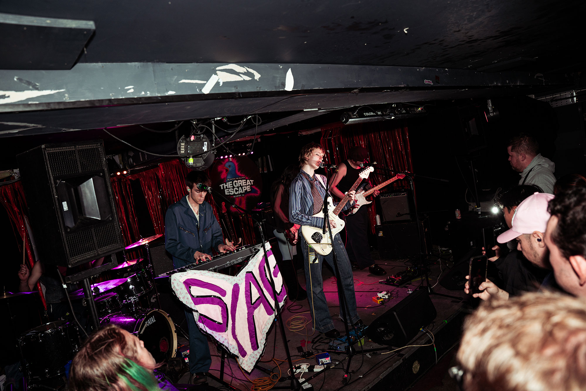 SLAG have dropped their new single ‘Face Off’ (“I wrote it about my face”) from upcoming EP ‘Losing’