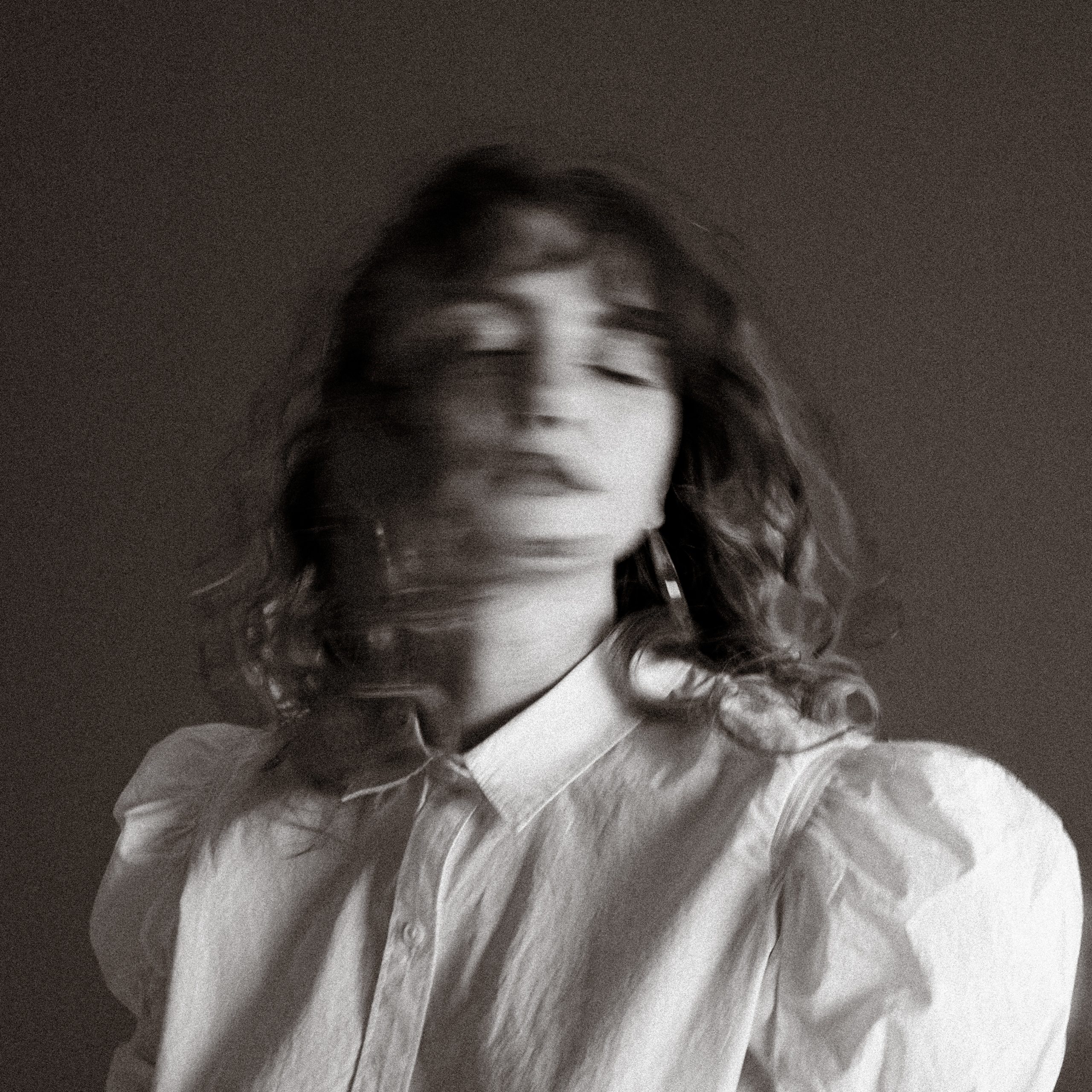 Ellur – At Home In My Mind