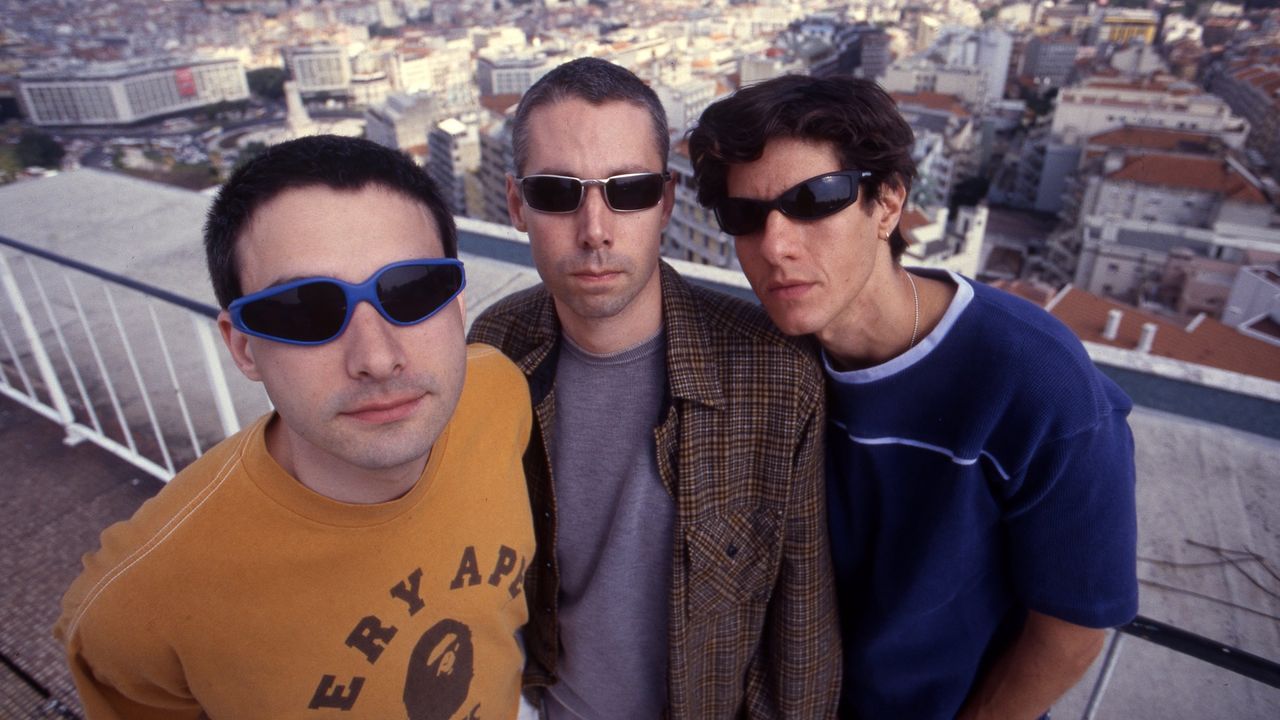 “He would blow a fuse and get p**sed off at us and scream!” How an irate producer and ‘Chris Rock’ convinced Beastie Boys to finish what would be their biggest-ever song