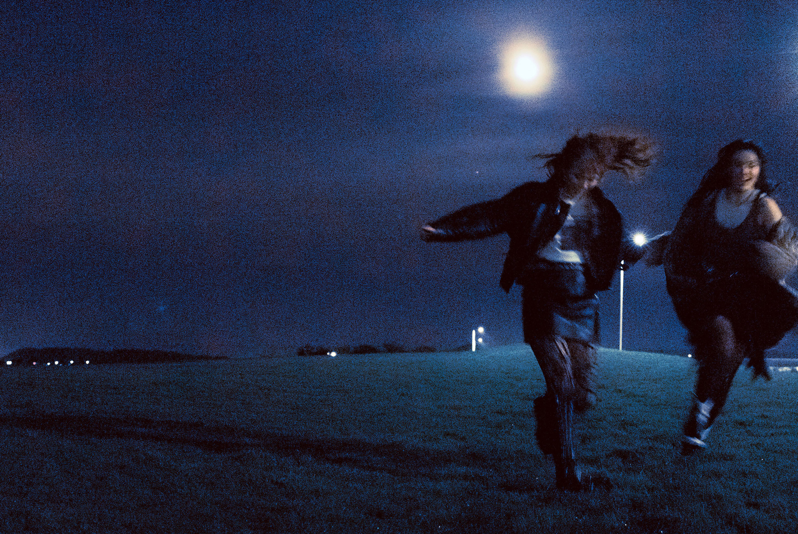 Lucia & The Best Boys has teamed up with Lauren Mayberry for new single ‘Lonely Girl’