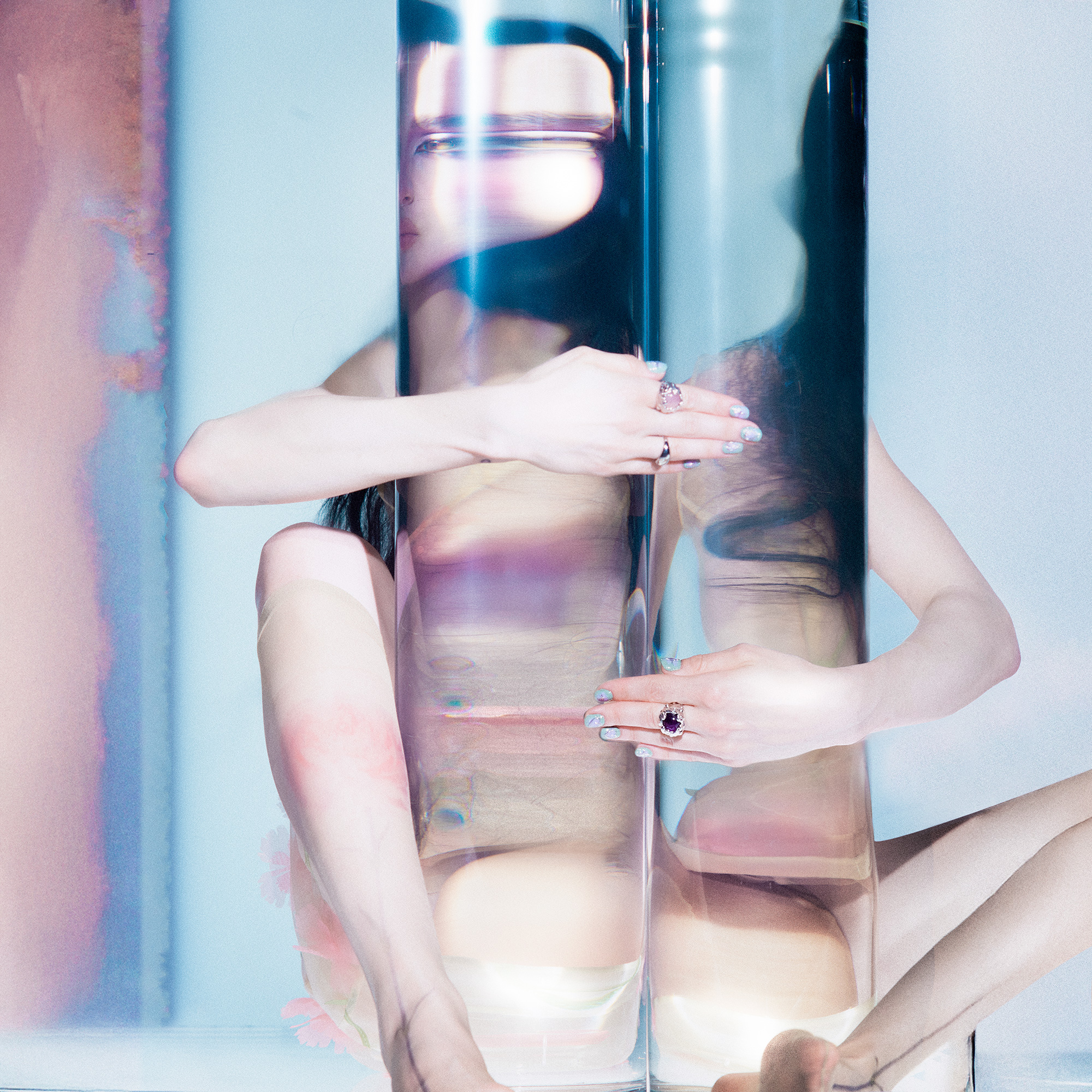 Poppy – Empty Hands