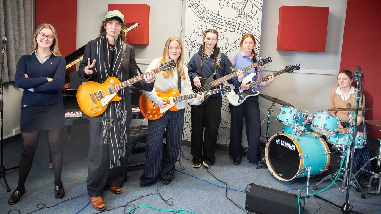 “Once you’re comfortable in this space, don’t overthink it, just enjoy it.” A new recording studio at a historic English school has been named after Justin Hawkins