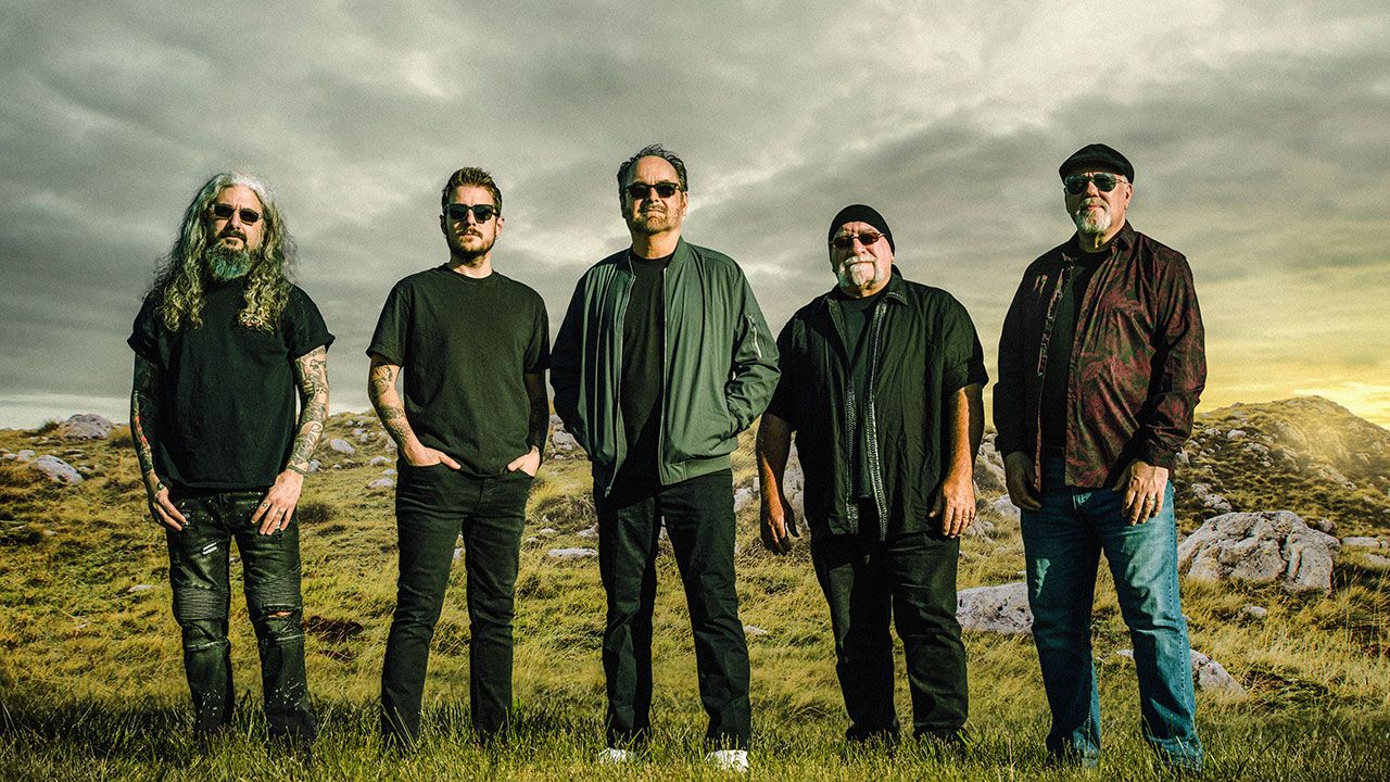 “Mike got back with Dream Theater and I started praying about what I should do”: Neal Morse Band’s L.I.F.T. is steeped in mystery – as he says all concept albums should be