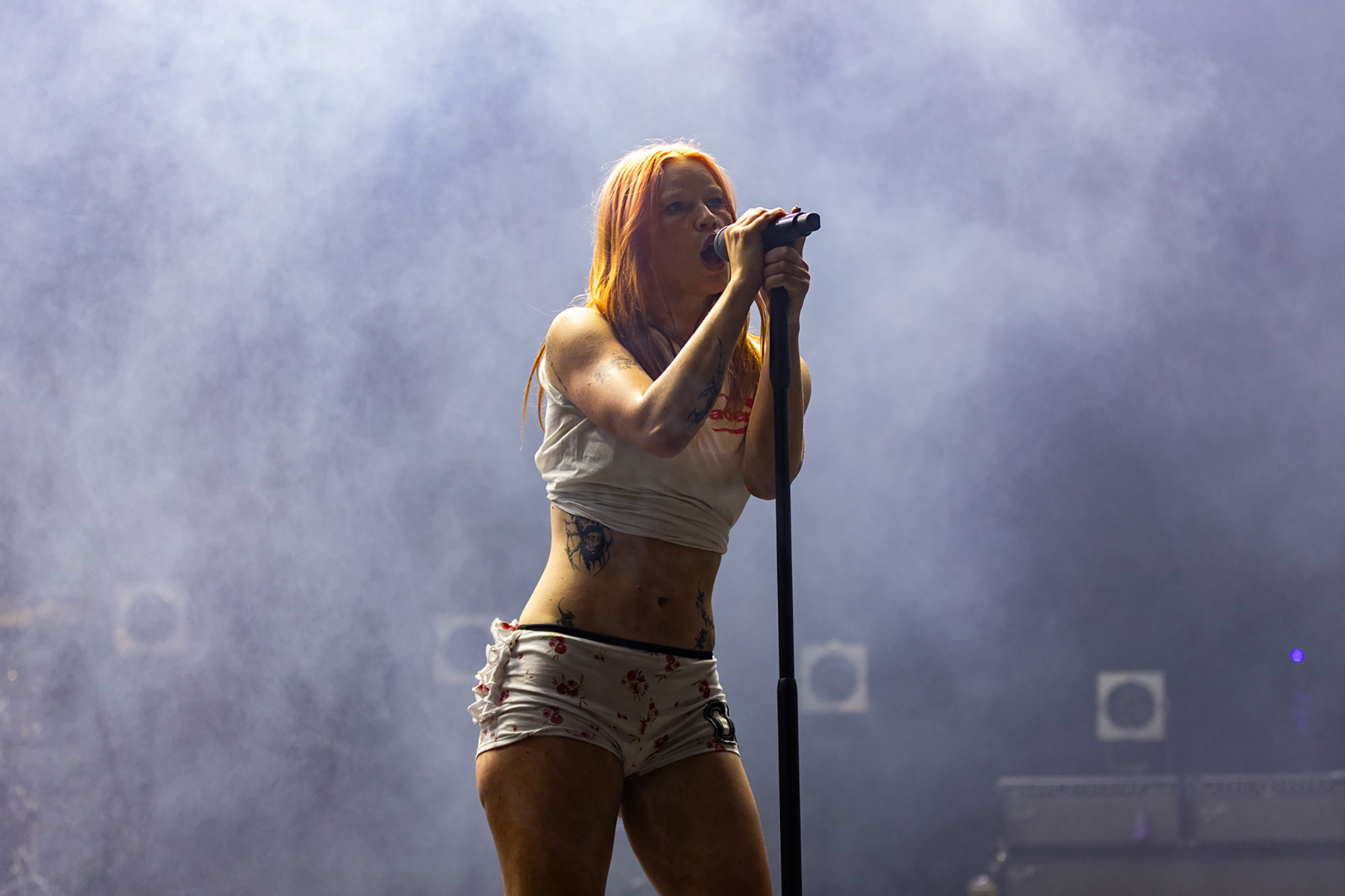 Watch Wet Leg on the first ever SNL UK with two ‘Moisturizer’ performances