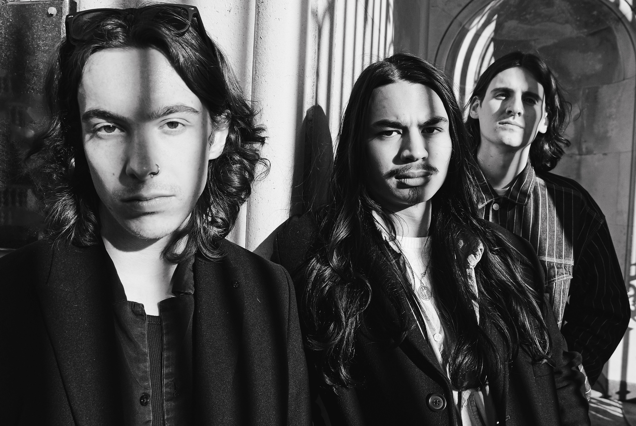 Nottingham’s Bloodworm are teasing their debut EP with gothic folk-tinged single ‘Alone In Your Garden’