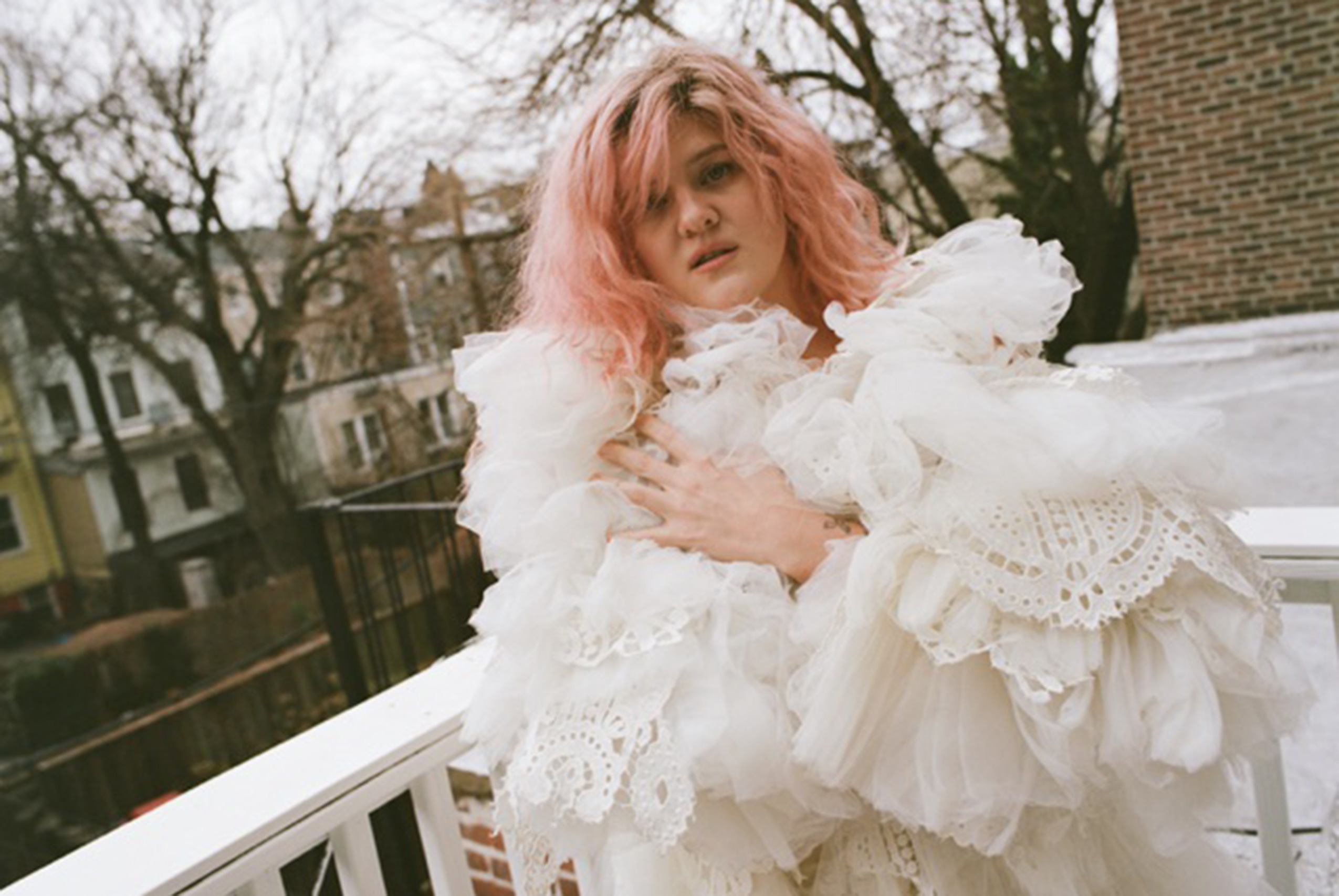 Grace Ives – Girlfriend