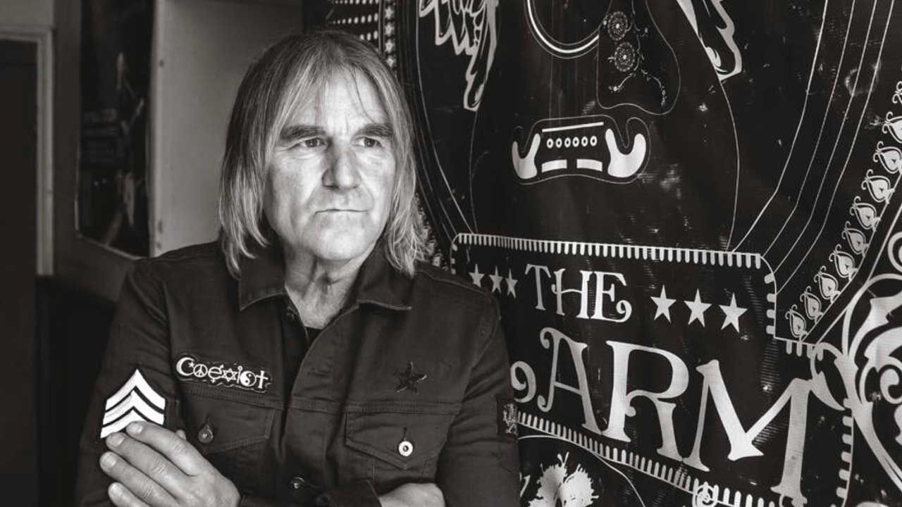 “A true fighter with a heavenly voice”: A tribute to The Alarm’s Mike Peters