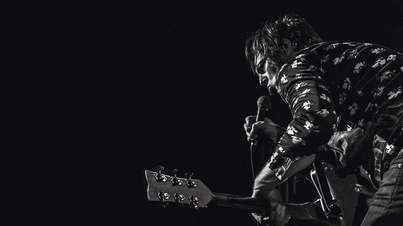 “This record could change your life, if itneeds changing. It’s adefiant burst of joy for a world in flames.” Jim Jones All Stars’ Cat Fight is a record for people who wanna have a good time, all the time