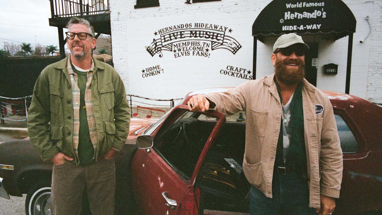 “You know why the industry sucks? Because it’s all owned by billionaires who are trying to make even more money.” The Black Keys are sick and tired of the “stupid, evil” music industry