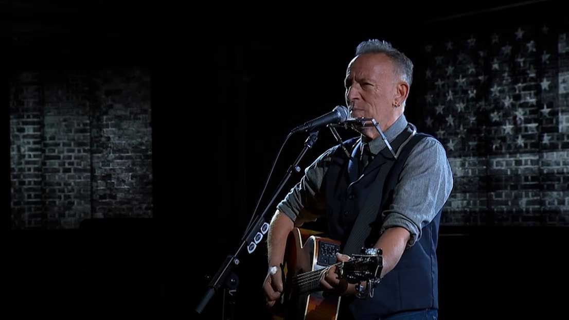 “You’re the first guy in America who’s lost his show because we’ve got a president who can’t take a joke.” Watch Bruce Springsteen pay tribute to Stephen Colbert as his much-loved show comes to an end