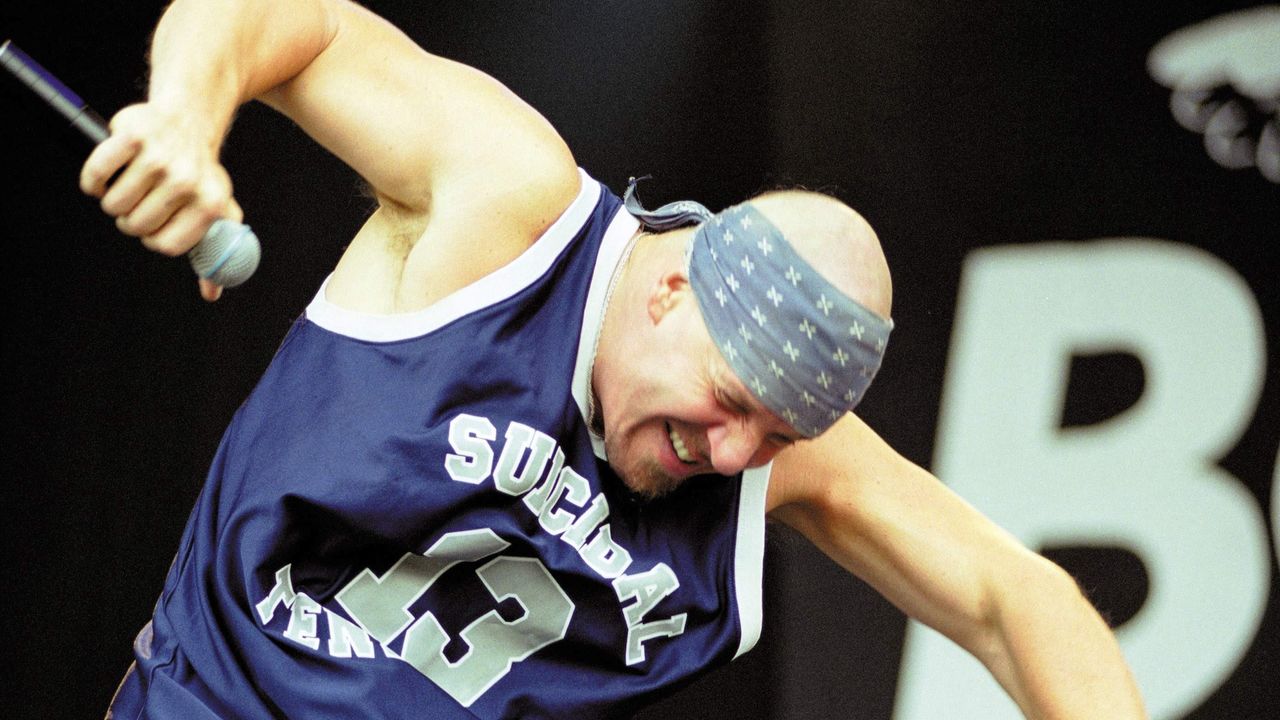 “All I wanted is a Pepsi, just one Pepsi, and she wouldn’t give it to me.” Howcrossover metal heroes Suicidal Tendencies set a dizzying panic attack to music and called it Institutionalized
