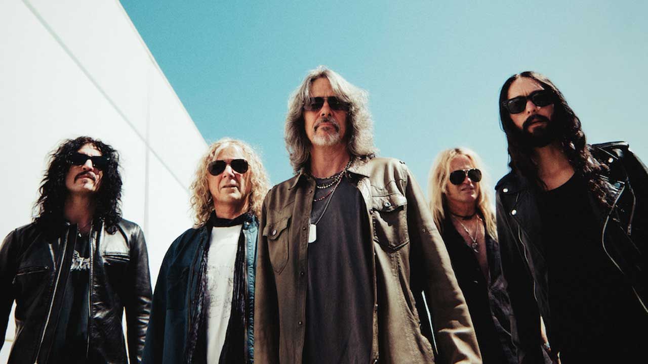 Former Foreigner frontman Kelly Hansen joins the Dead Daisies in place of John Corabi